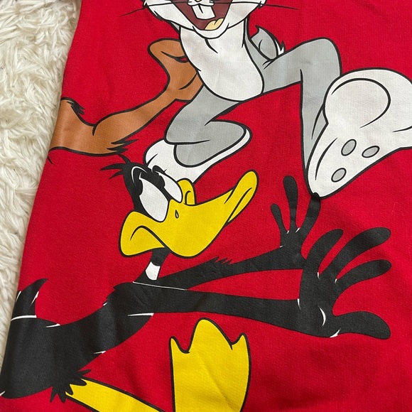 Vintage Y2k Looney Tunes characters red crewneck sweater - Picture 9 of 16